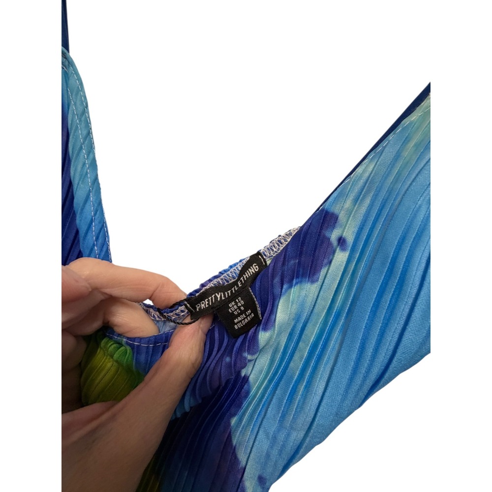 PrettyLittleThing Pleated Maxi Dress Abstract Print‎ Blue Yellow V Neck - Picture 3 of 4